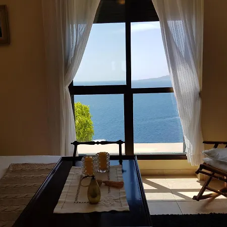Bajo. Sea Views. Large Terrace. *