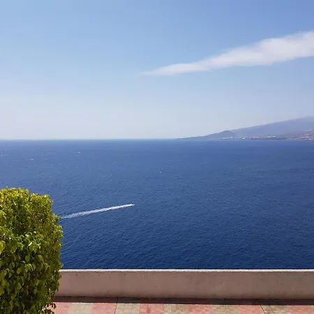 Appartement Bajo. Sea Views. Large Terrace.