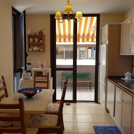 Appartement Bajo. Sea Views. Large Terrace. Radazul