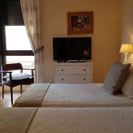 Bajo. Sea Views. Large Terrace. Apartman