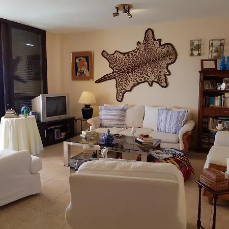 Bajo. Sea Views. Large Terrace. דירה Radazul