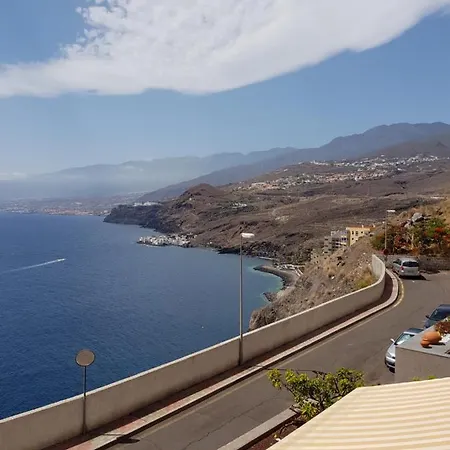 Bajo. Sea Views. Large Terrace. Radazul