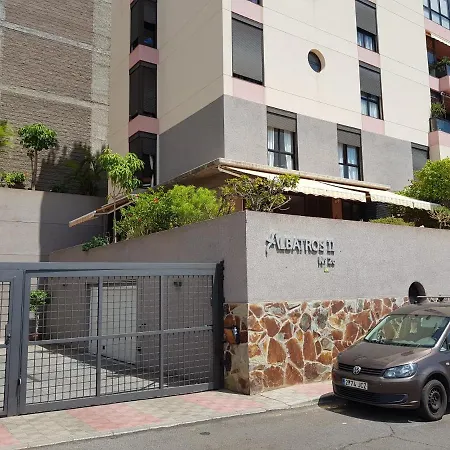 Bajo. Sea Views. Large Terrace. Radazul